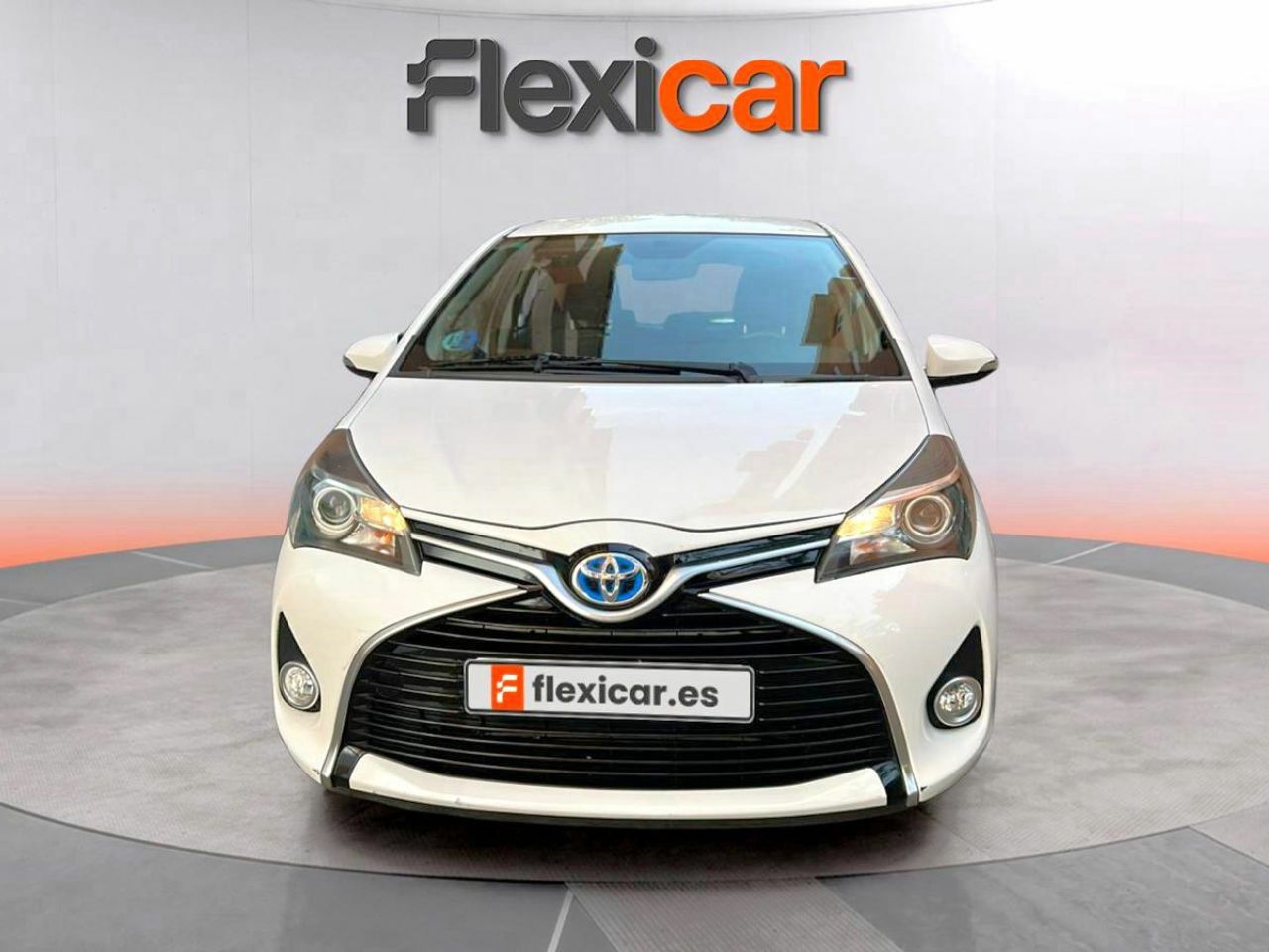toyota yaris 2015 / foto grande (2)