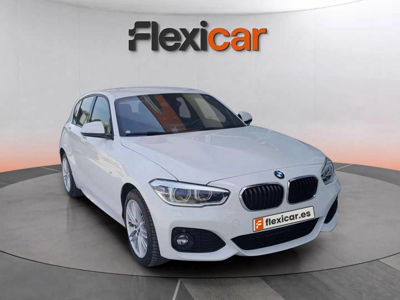 Foto bmw serie 1 2019 /