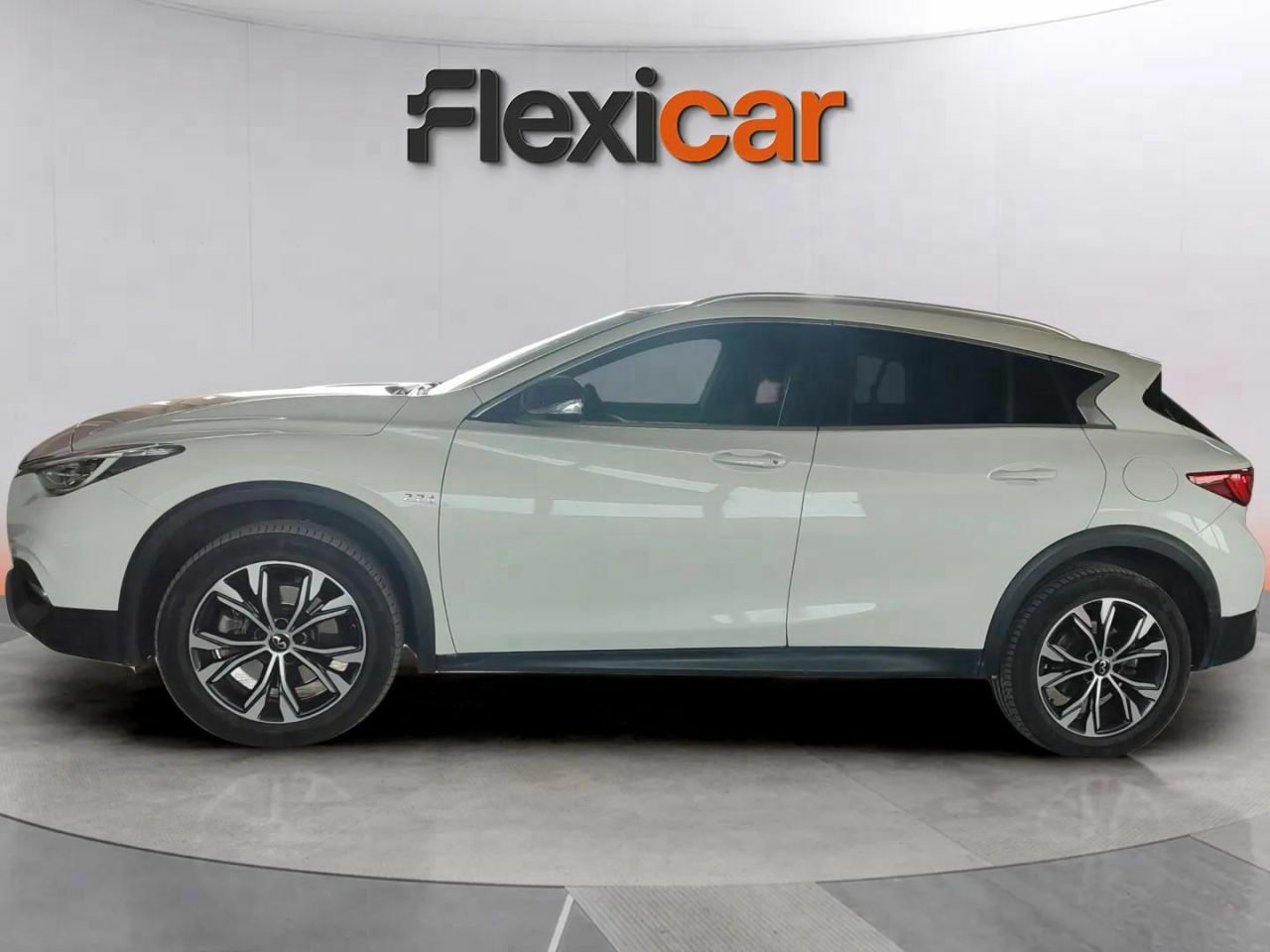 infiniti qx30 2019 / foto grande (3)