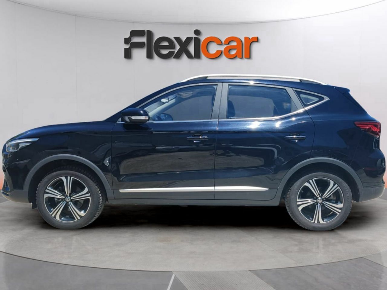 mg zs 2022 / foto grande (3)