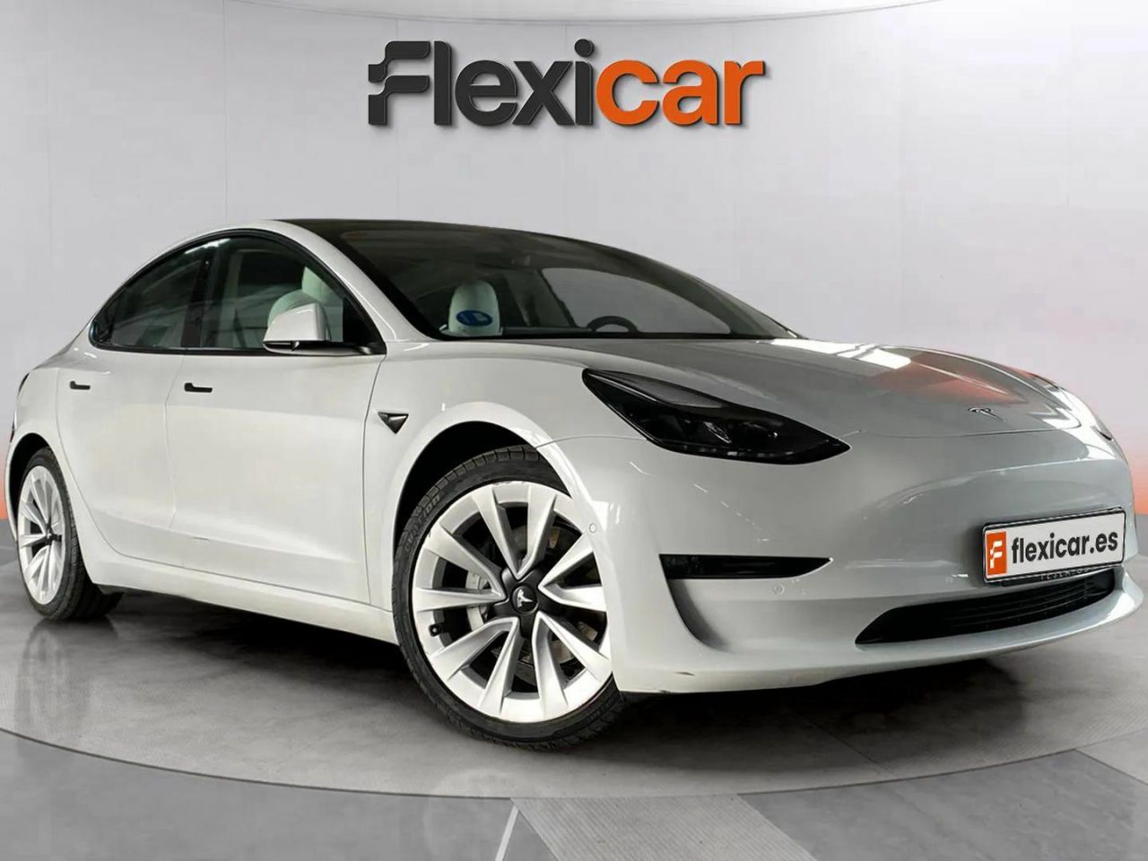 Foto tesla model 3 2021 /