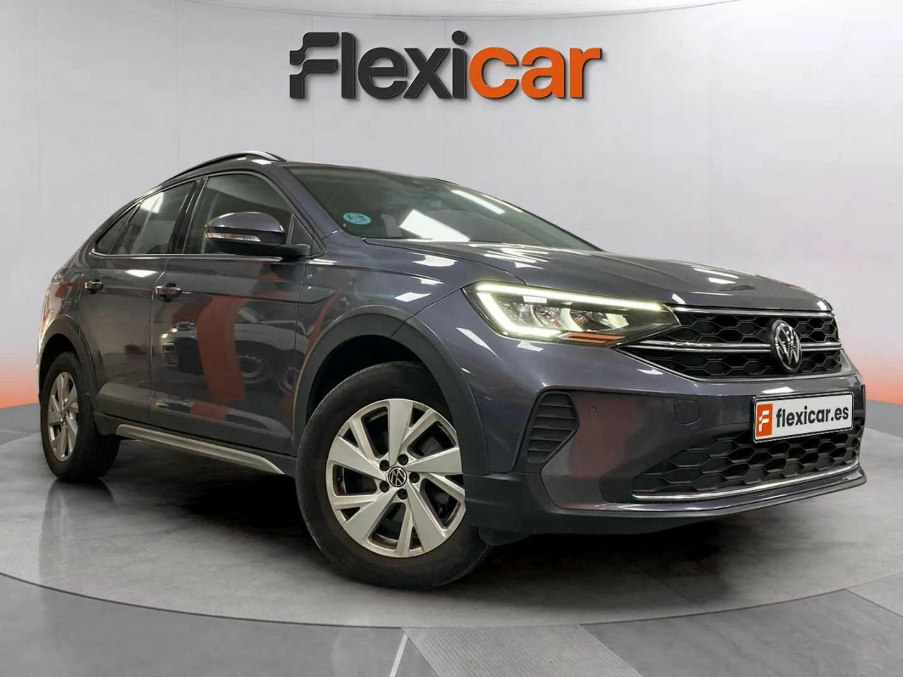 Foto volkswagen taigo 2022 /