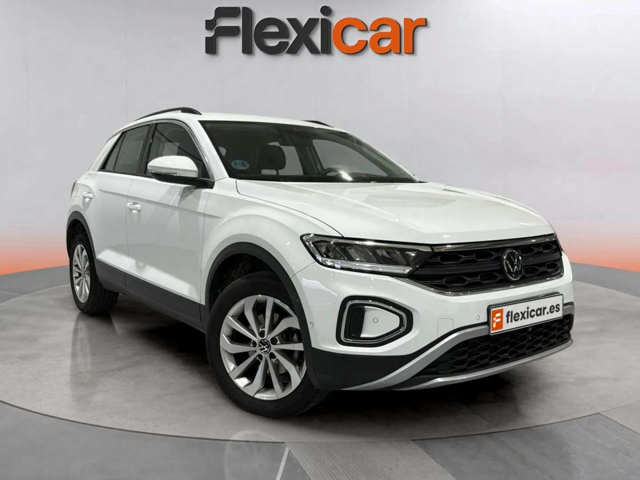 Foto volkswagen t-roc 2023 /