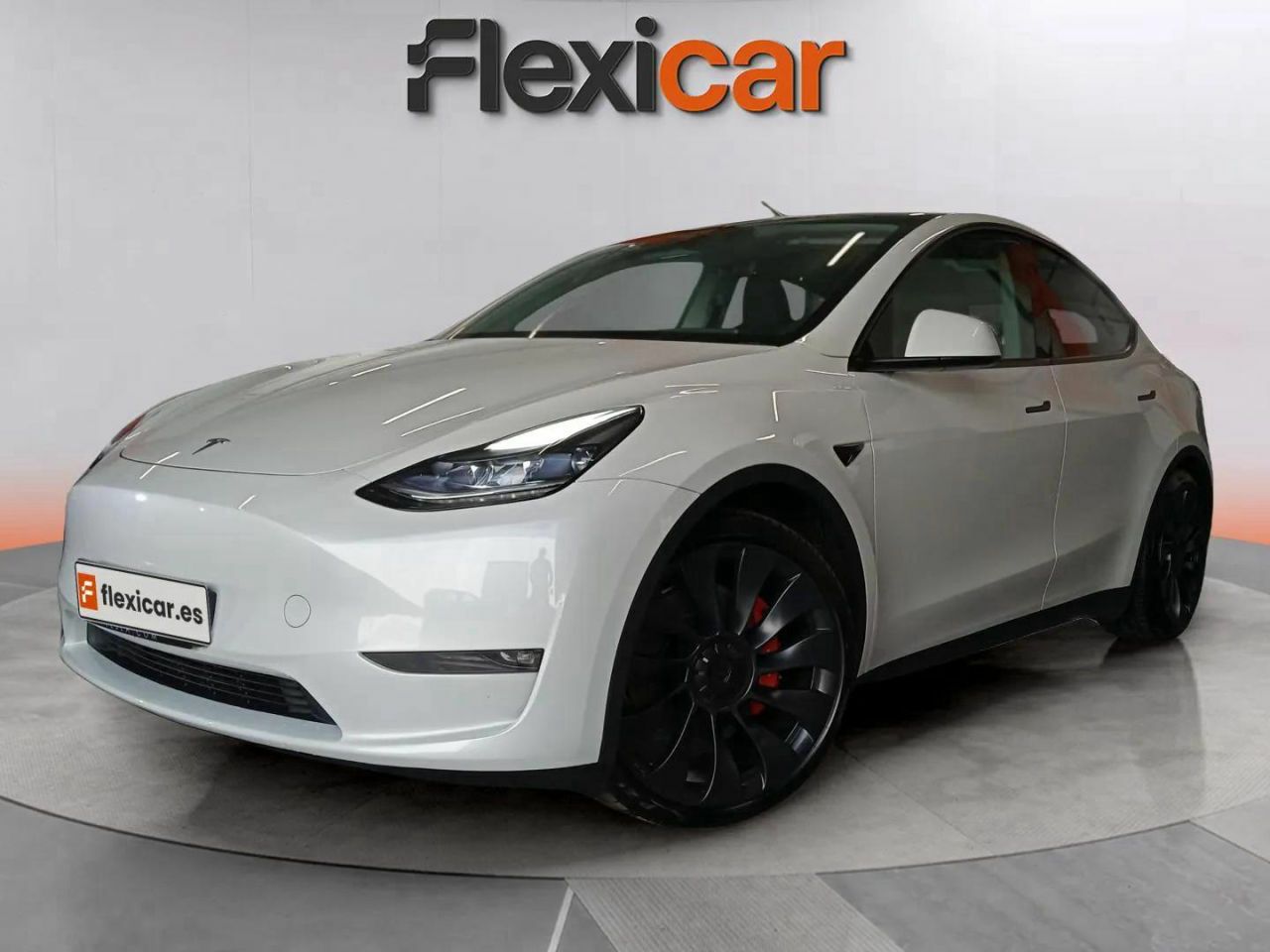 Foto tesla model y 2024 /