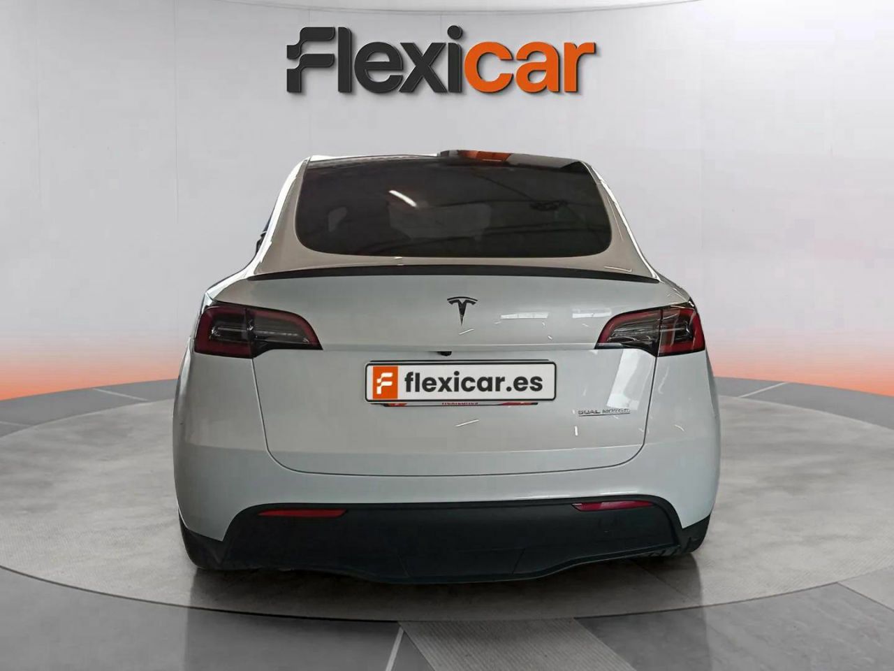 tesla model y 2024 / foto grande (3)