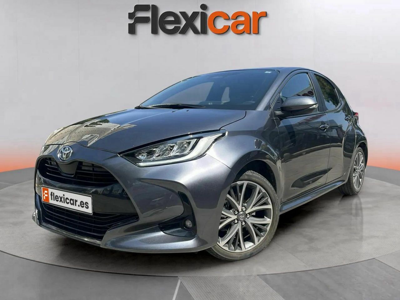 toyota yaris 2024 / foto grande (3)