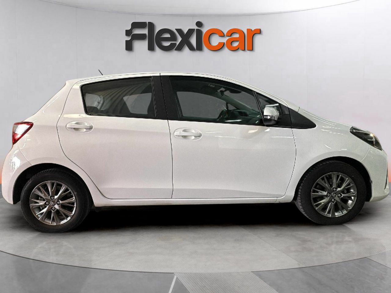 toyota yaris 2020 / foto grande (3)
