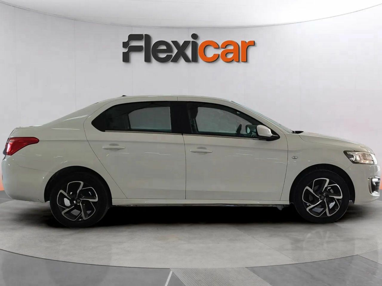 citroën c-elysée 2018 / foto grande (3)