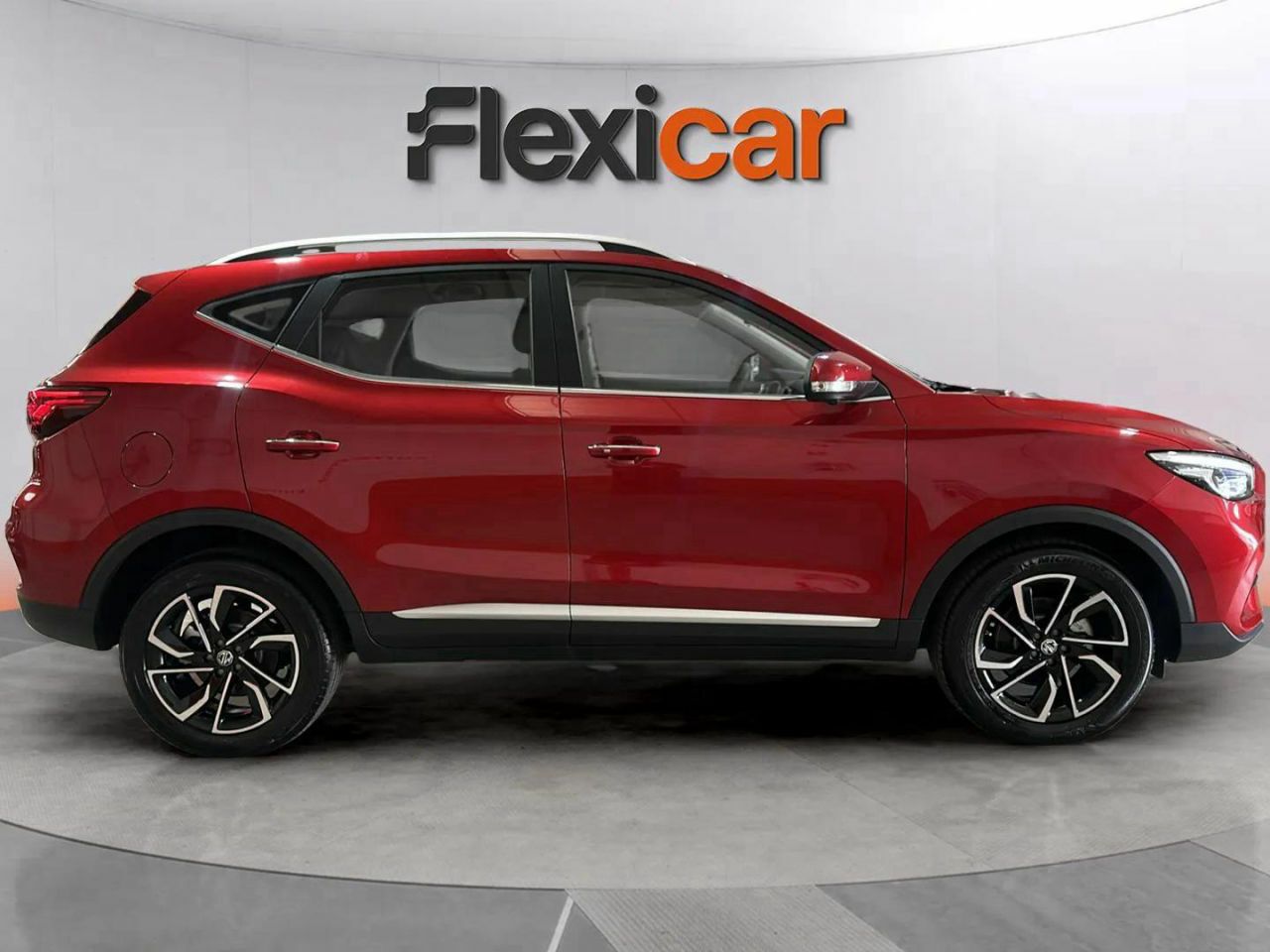 mg zs 2024 / foto grande (2)