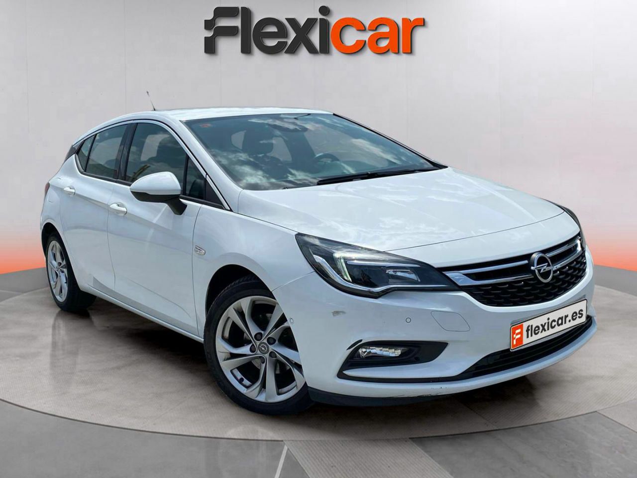 Foto opel astra 2017 /