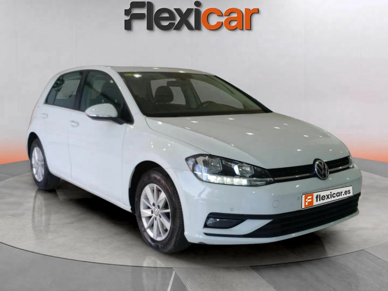 Foto volkswagen golf 2020 /