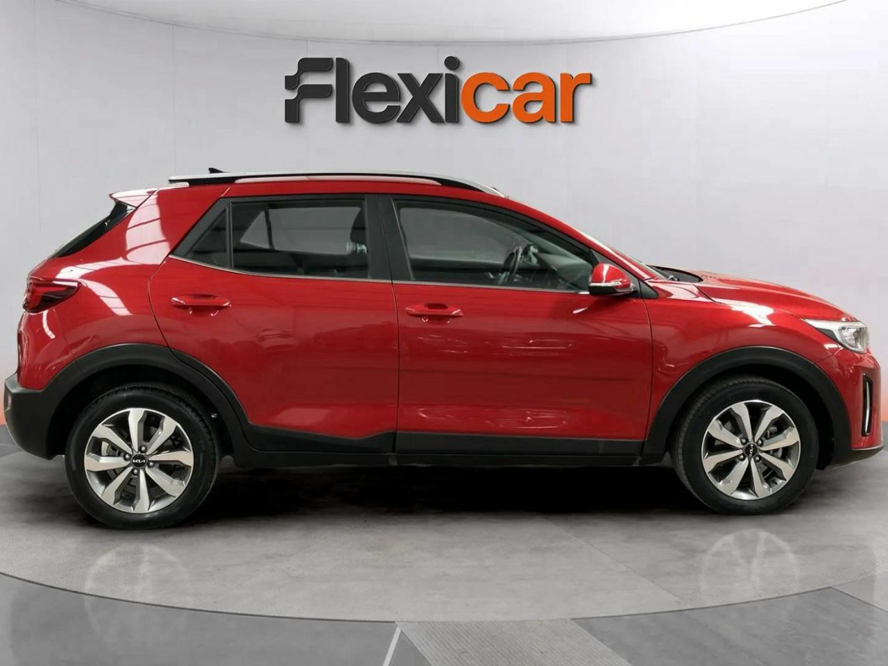 kia stonic 2022 / foto grande (3)