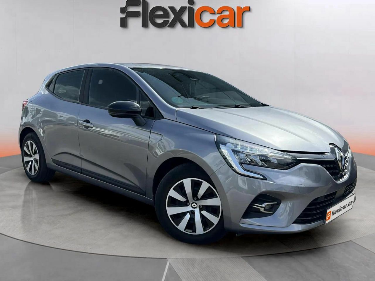 Foto renault clio 2023 /