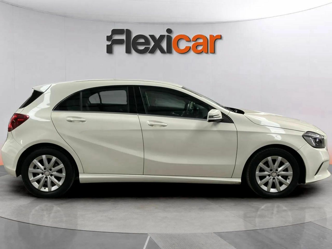 mercedes clase a 2016 / foto grande (3)