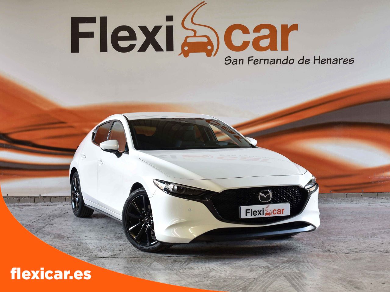 Mazda 3 ocasión segunda mano 2020 Gasolina por 25.290€ en Madrid