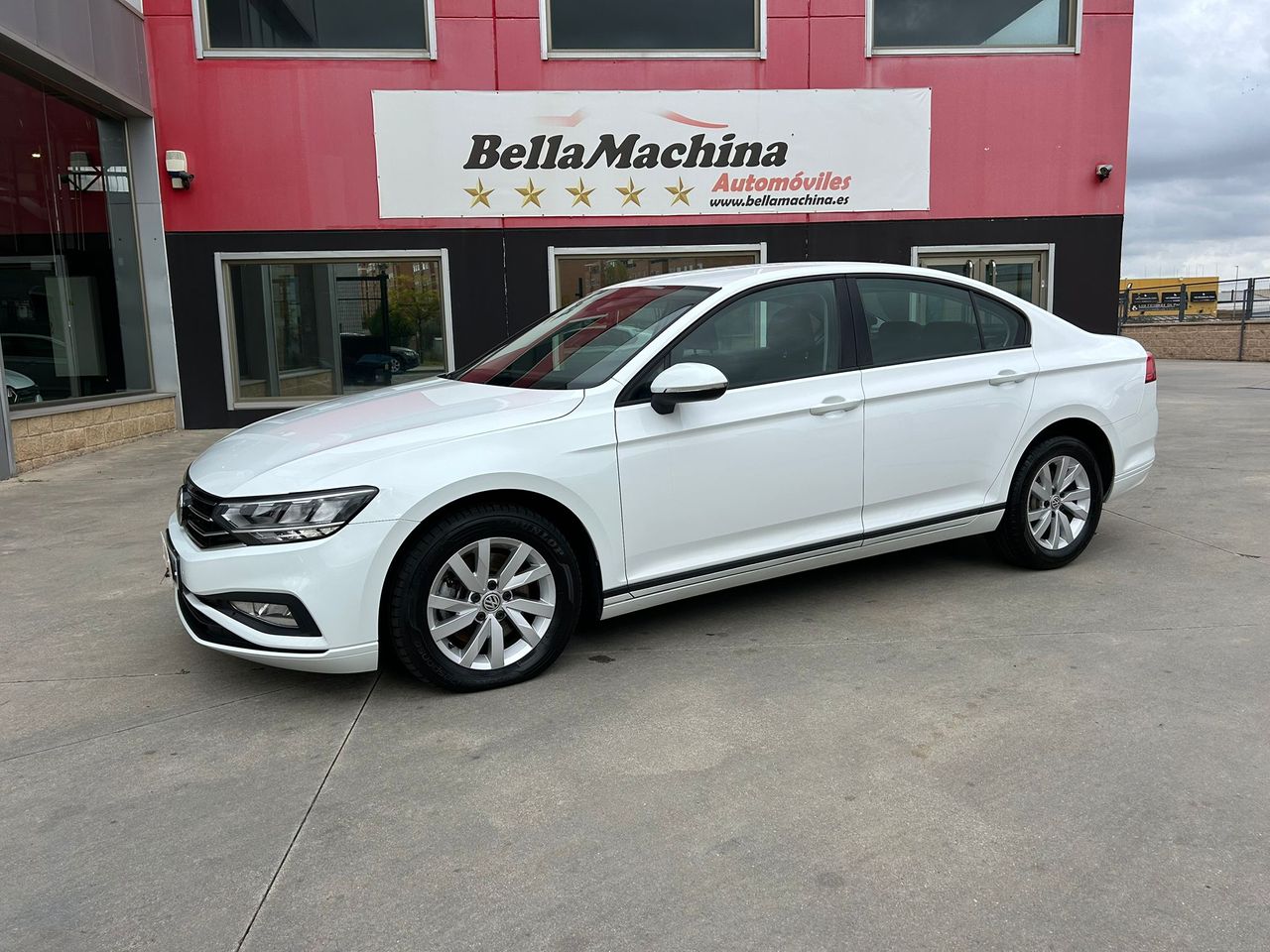 volkswagen passat 2020 / foto grande (2)