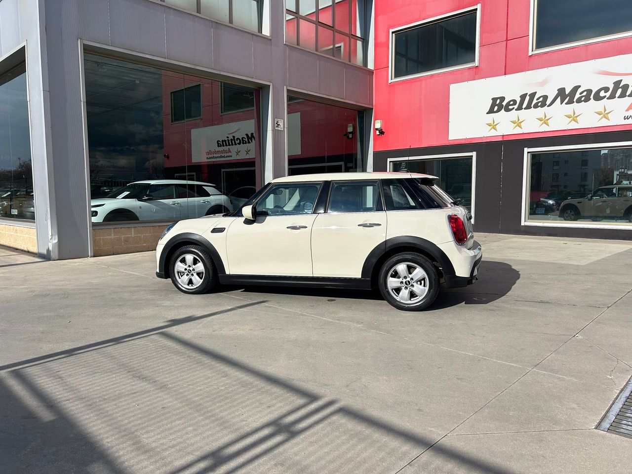 mini mini 2022 / foto grande (3)