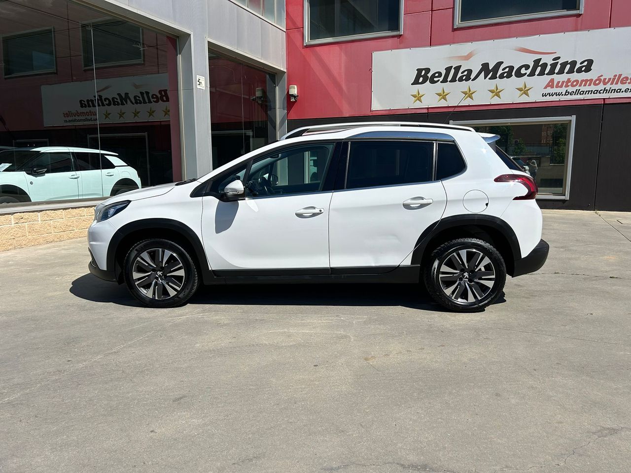 peugeot 2008 2018 / foto grande (3)