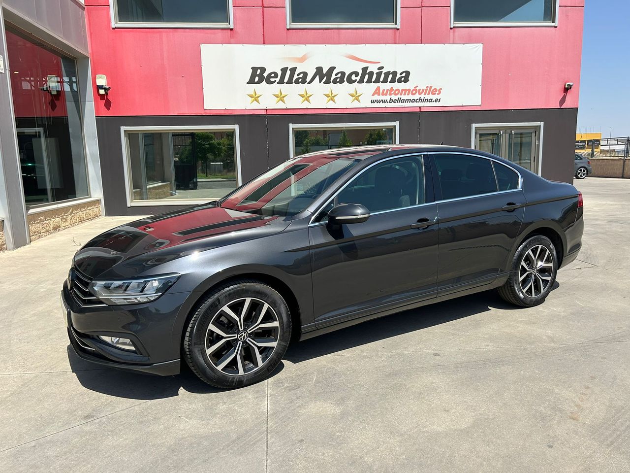 volkswagen passat 2021 / foto grande (2)