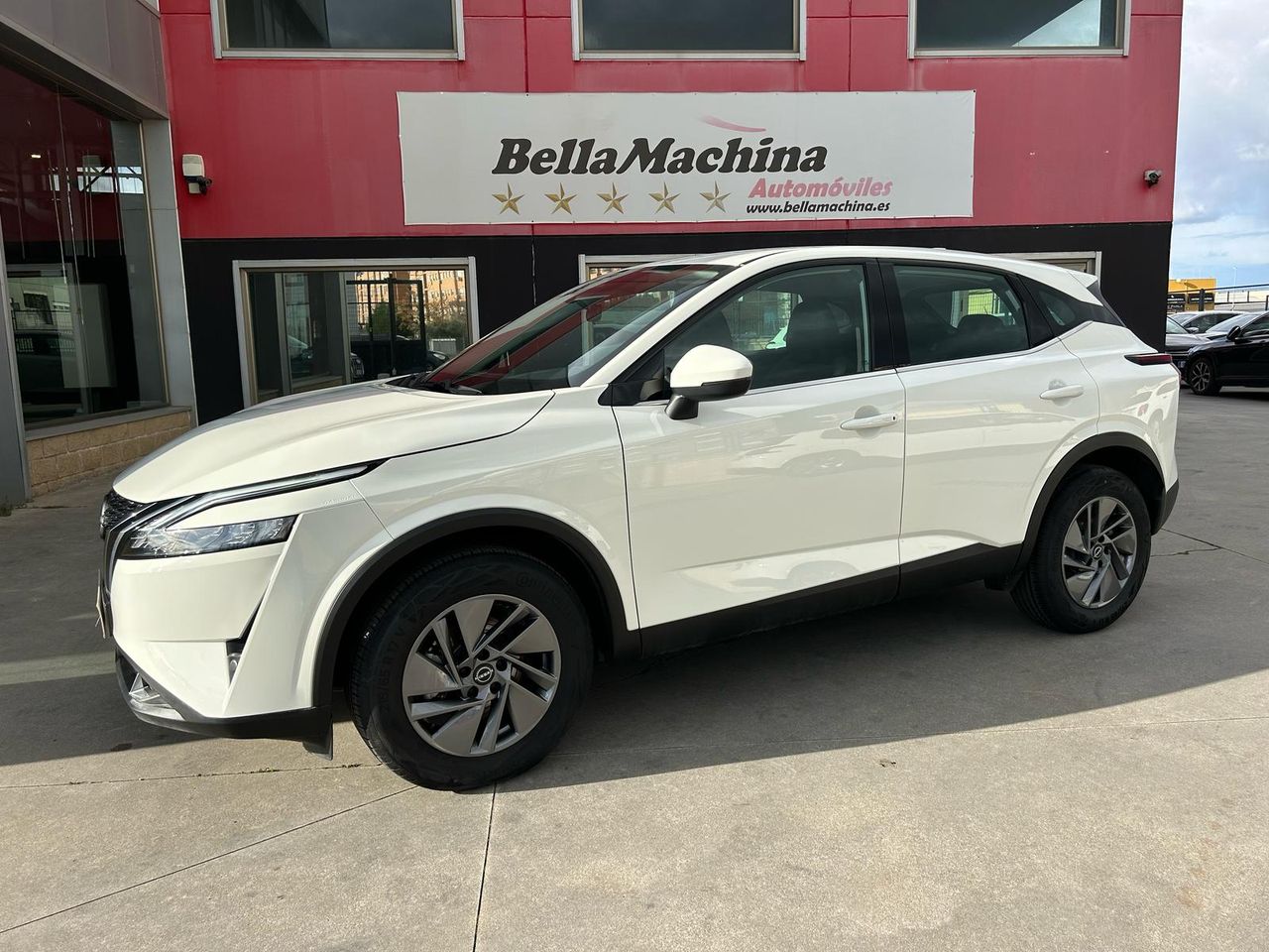 nissan qashqai 2023 / foto grande (2)