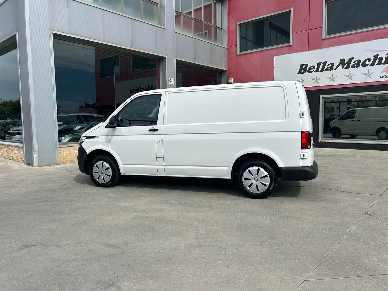 volkswagen transporter 2021 / foto grande (3)