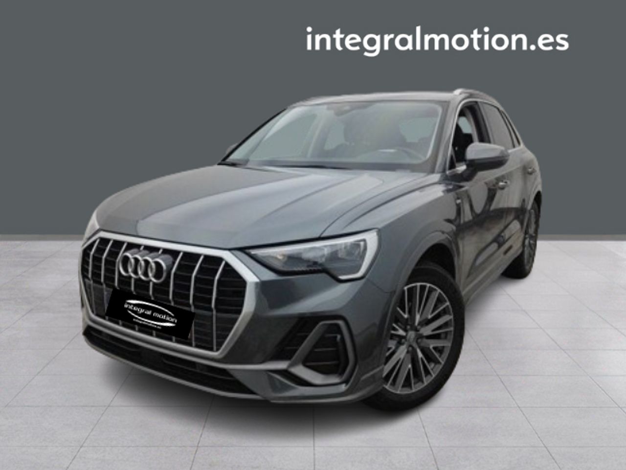 audi q3 2020 /