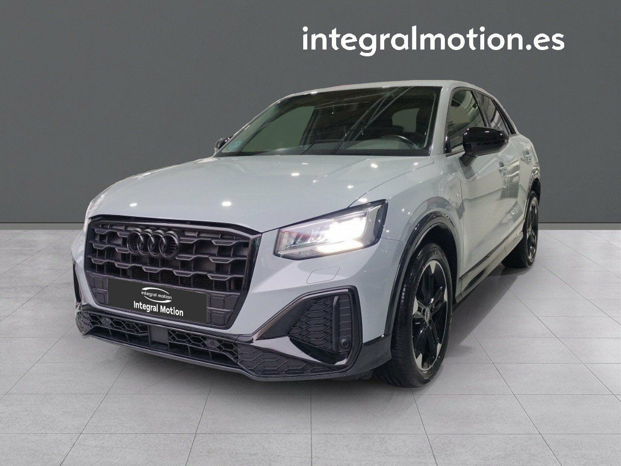 audi q2 2022 /