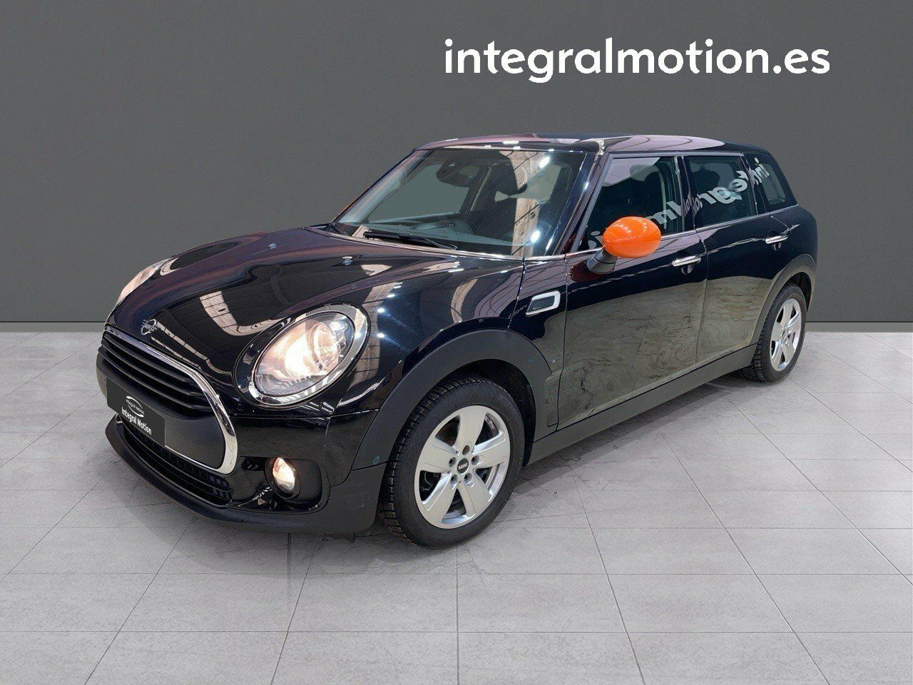 mini clubman 2019 /
