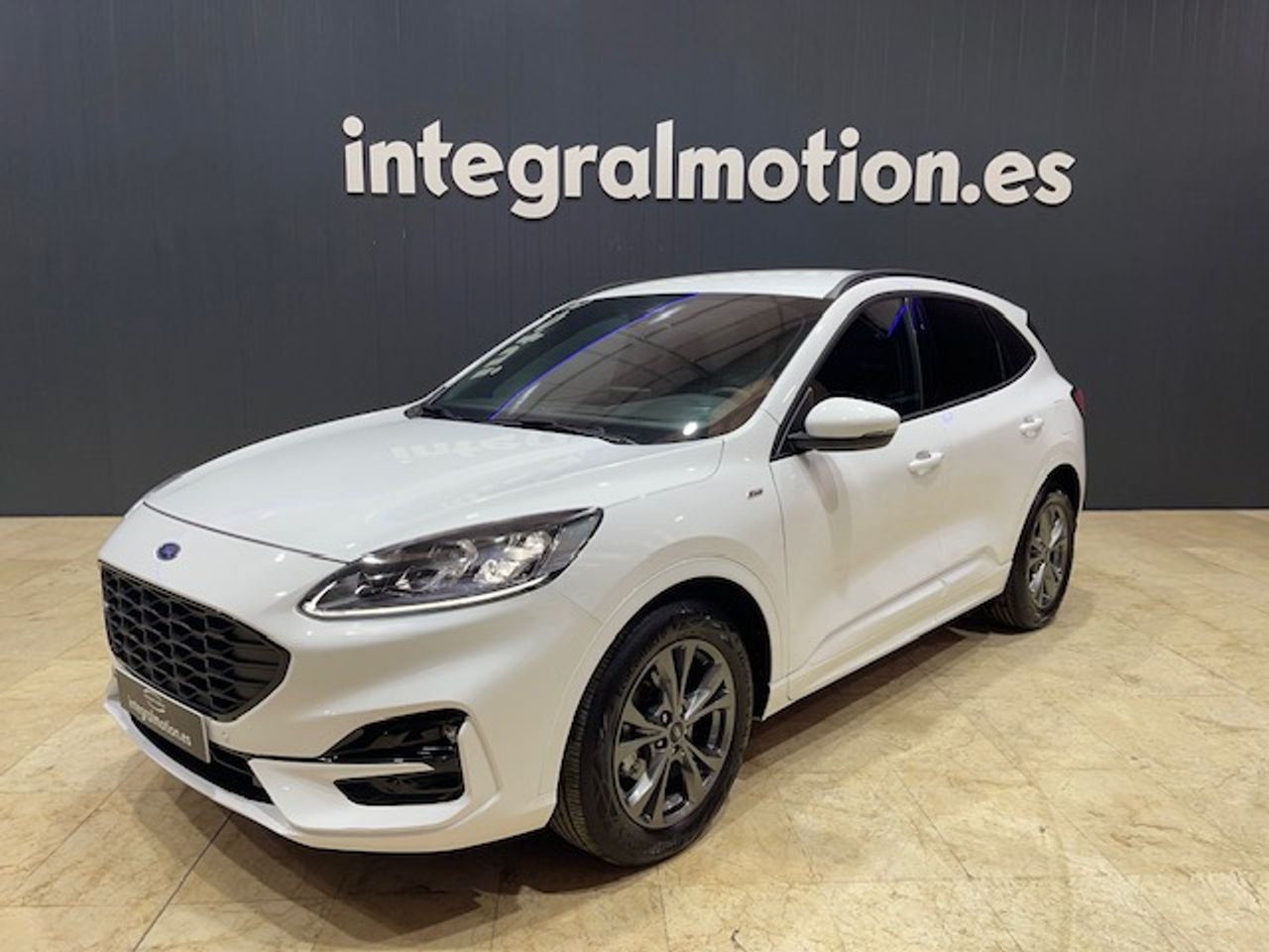 ford kuga 2022 /