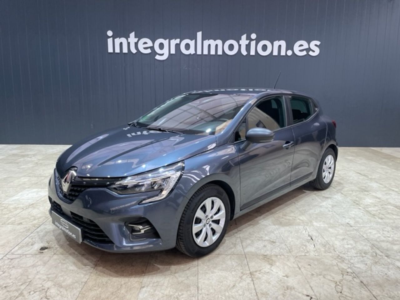 Fiat 500 2022 gris 4 plazas  de segunda mano - renault clio 2022 /