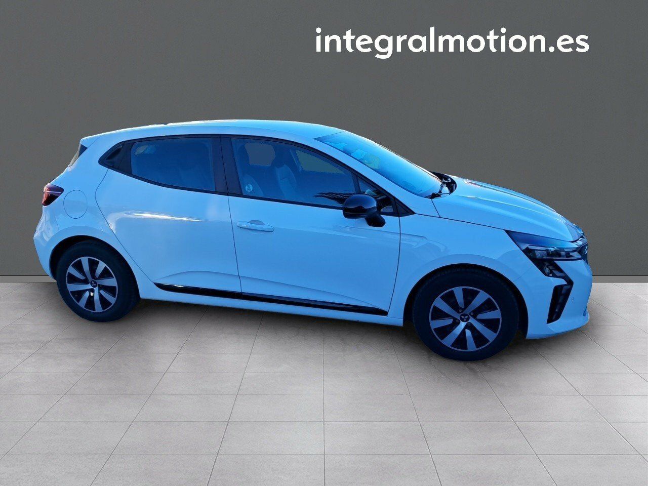 mitsubishi colt 2024 / foto grande (3)