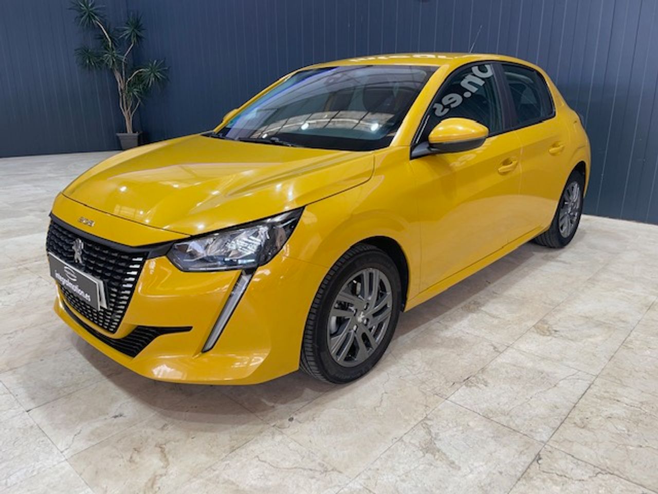 peugeot 208 2021 / foto grande (3)