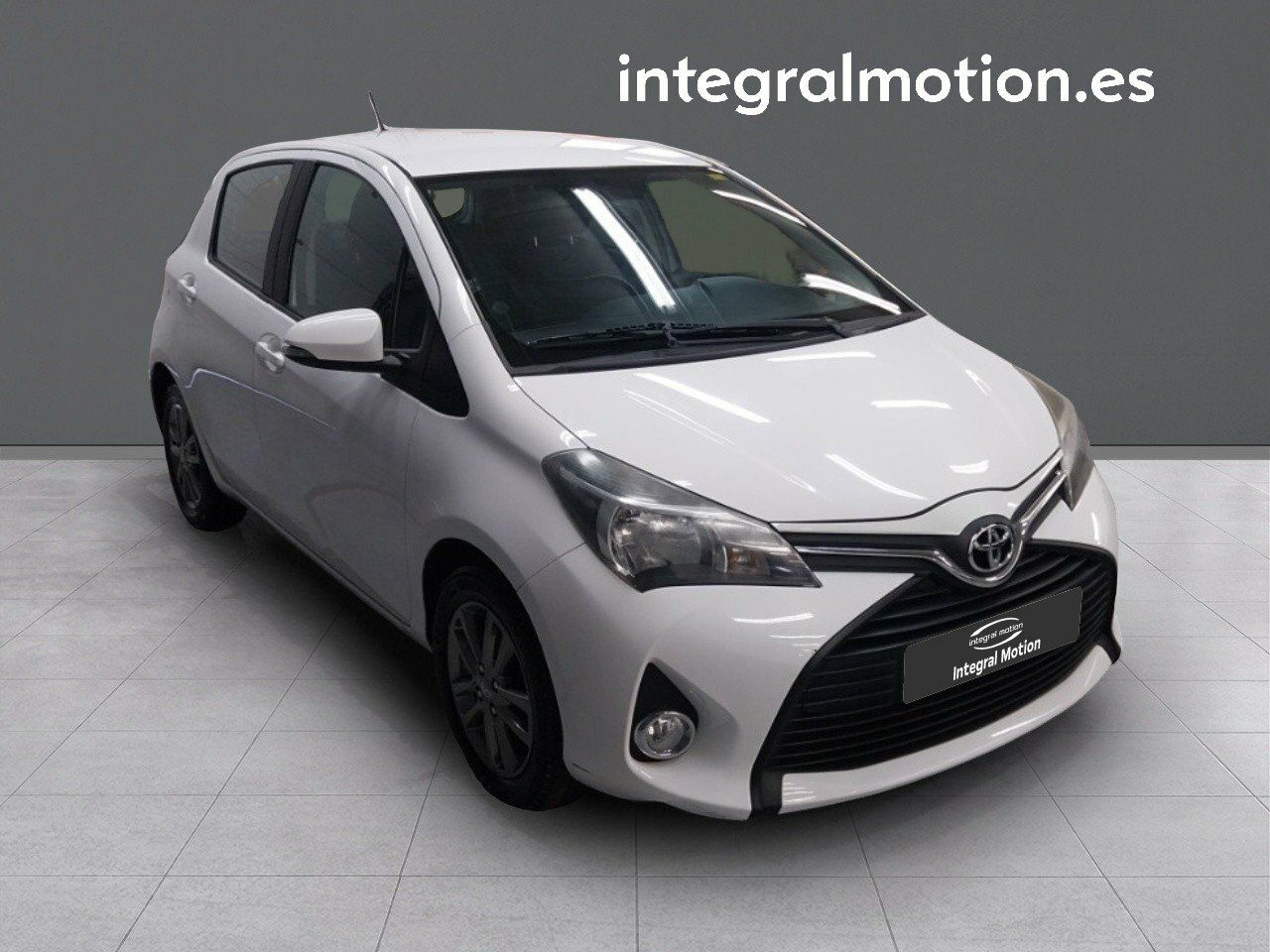 toyota yaris 2015 / foto grande (3)