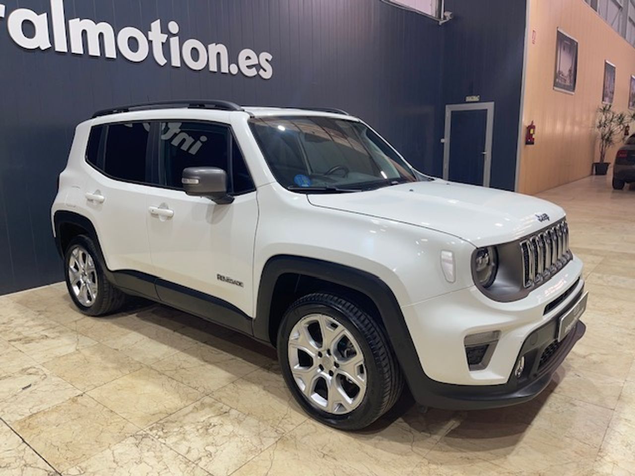 jeep renegade 2021 / foto grande (3)