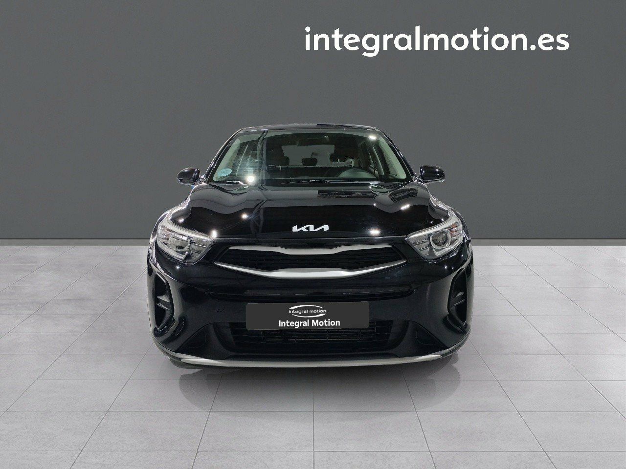 kia stonic 2023 / foto grande (2)