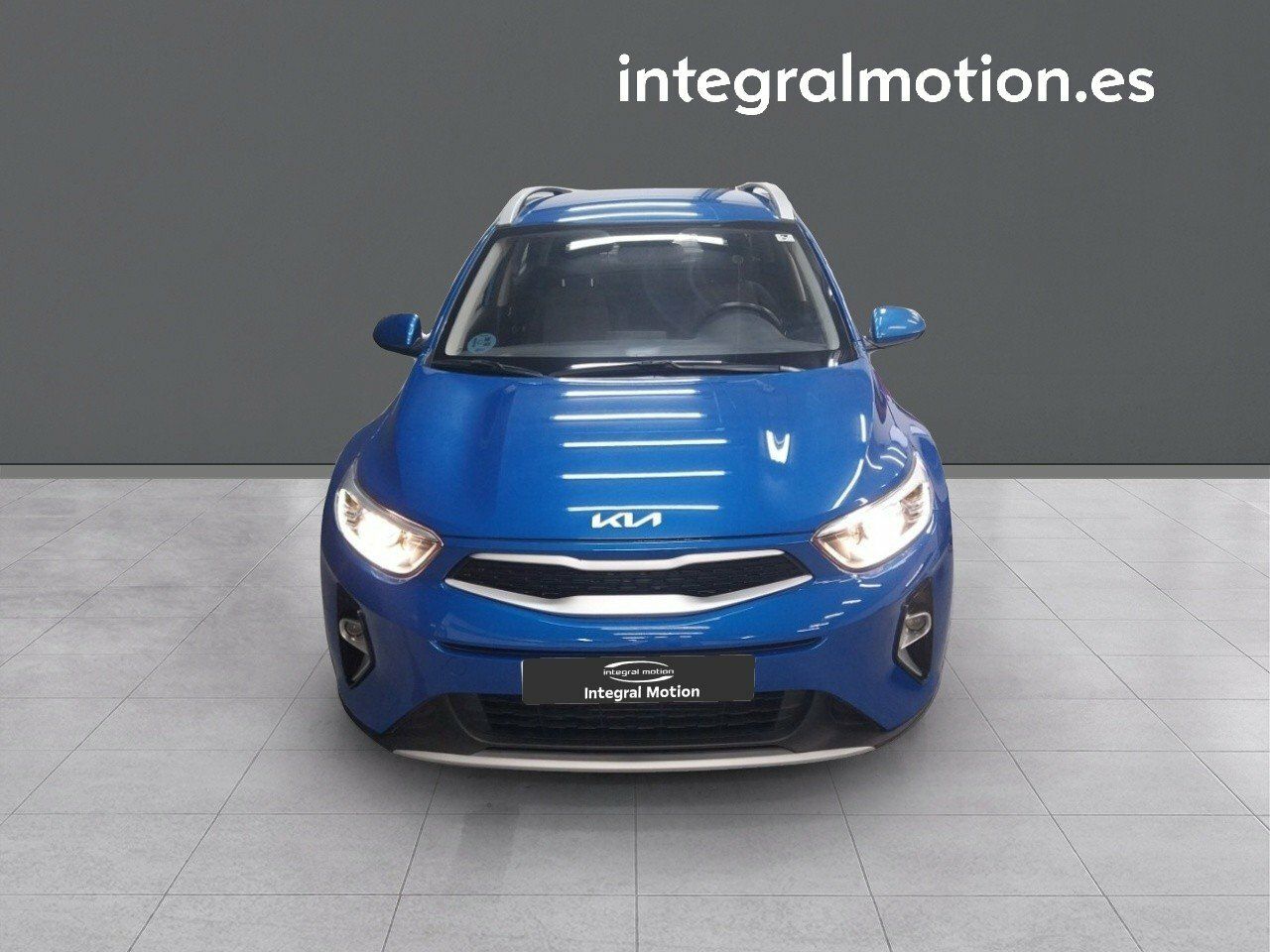kia stonic 2023 / foto grande (2)