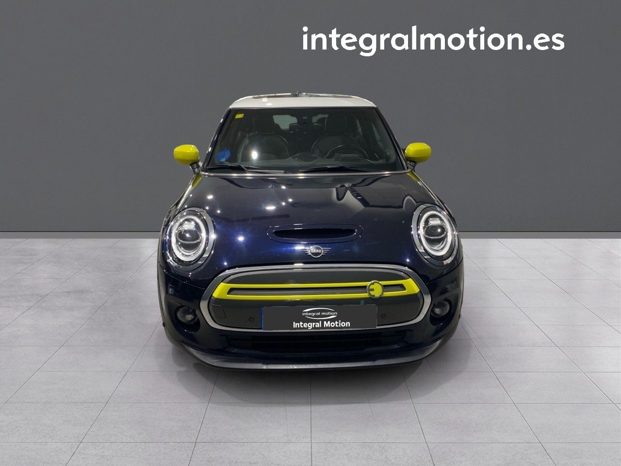 mini mini 2020 / foto grande (2)