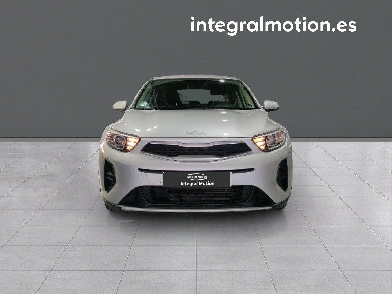 kia stonic 2023 / foto grande (2)