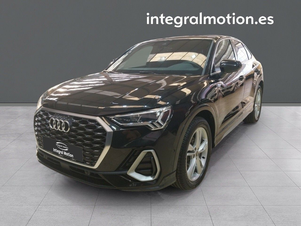 Foto audi q3 2021 /