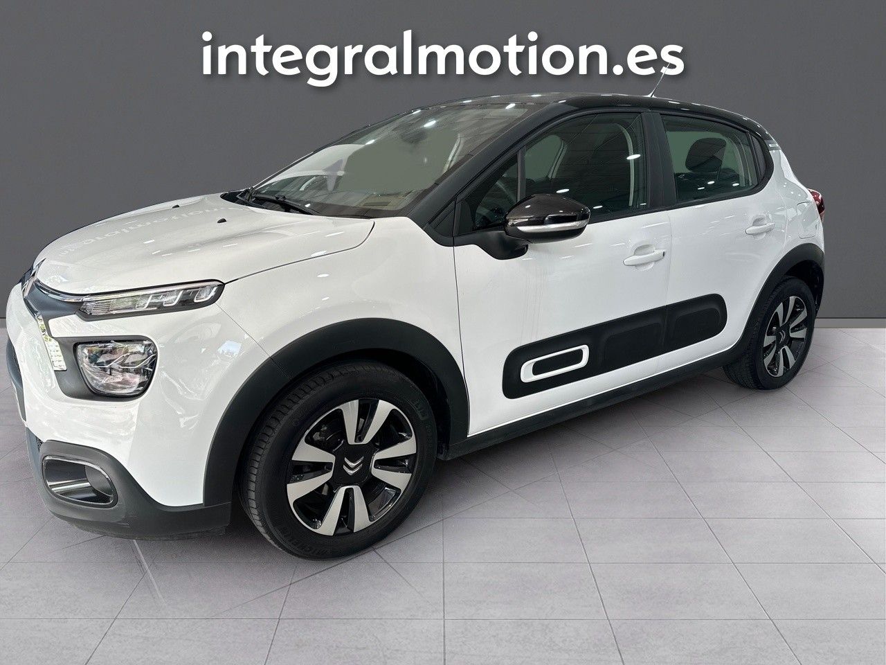 Hyundai i20 2022 manual 5 marchas  de segunda mano - citroën c3 2022 /