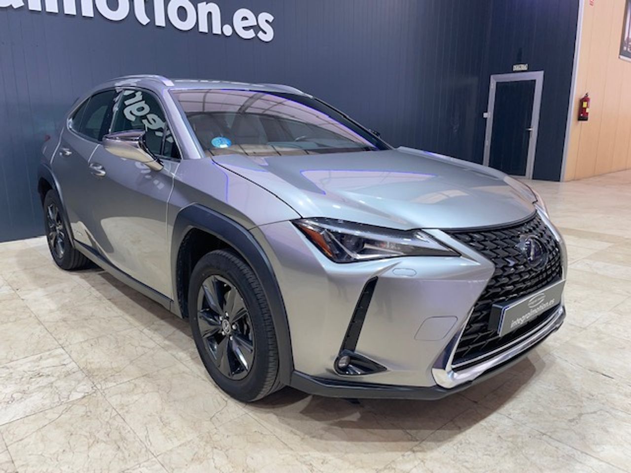lexus ux 2021 / foto grande (3)