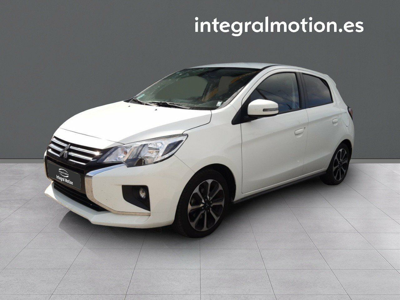 Foto mitsubishi space star 2023 /