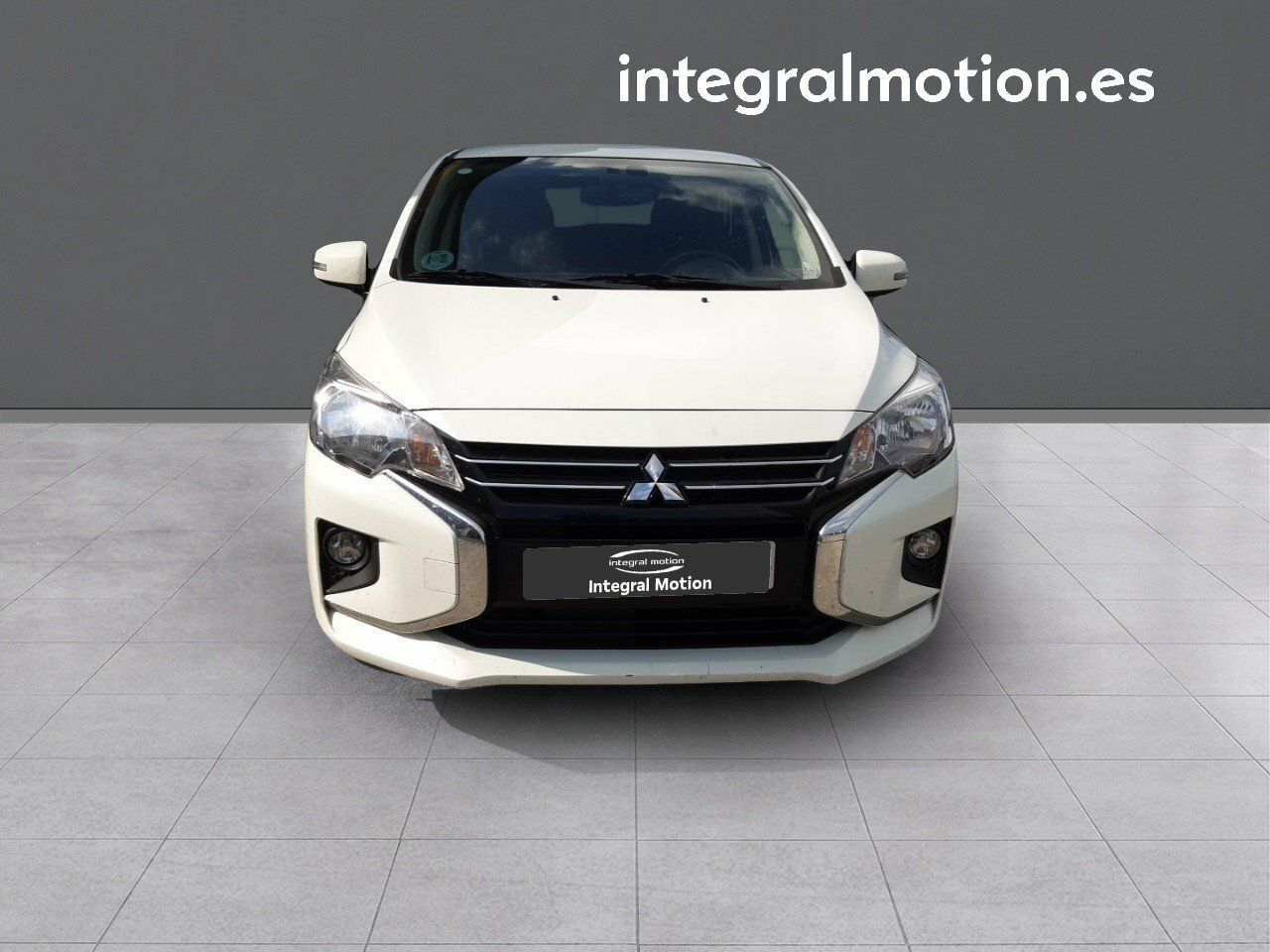 mitsubishi space star 2023 / foto grande (2)