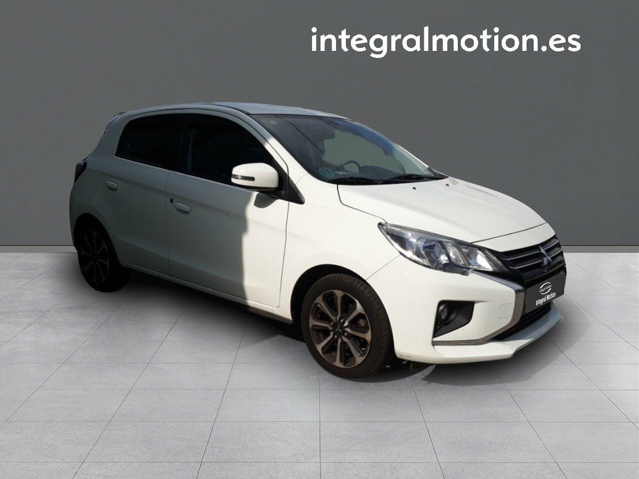 mitsubishi space star 2023 / foto grande (3)