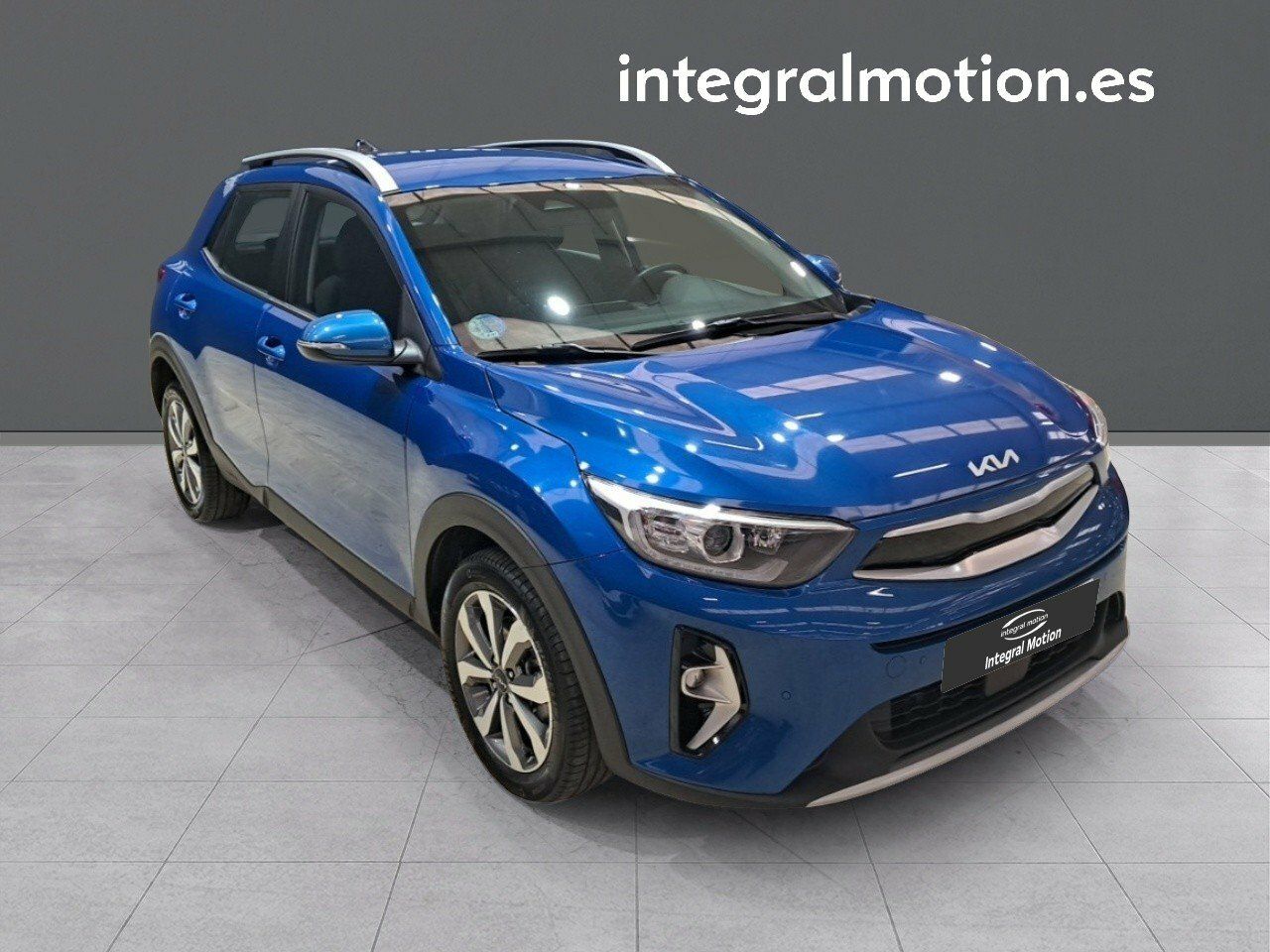 kia stonic 2024 / foto grande (3)