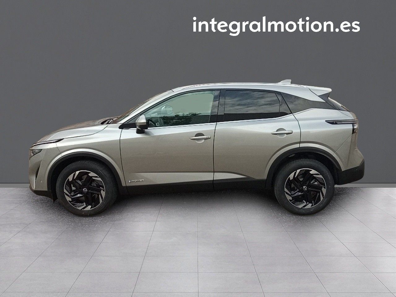 Ford focus 2024 motor hibrido  de segunda mano - nissan qashqai 2024 /