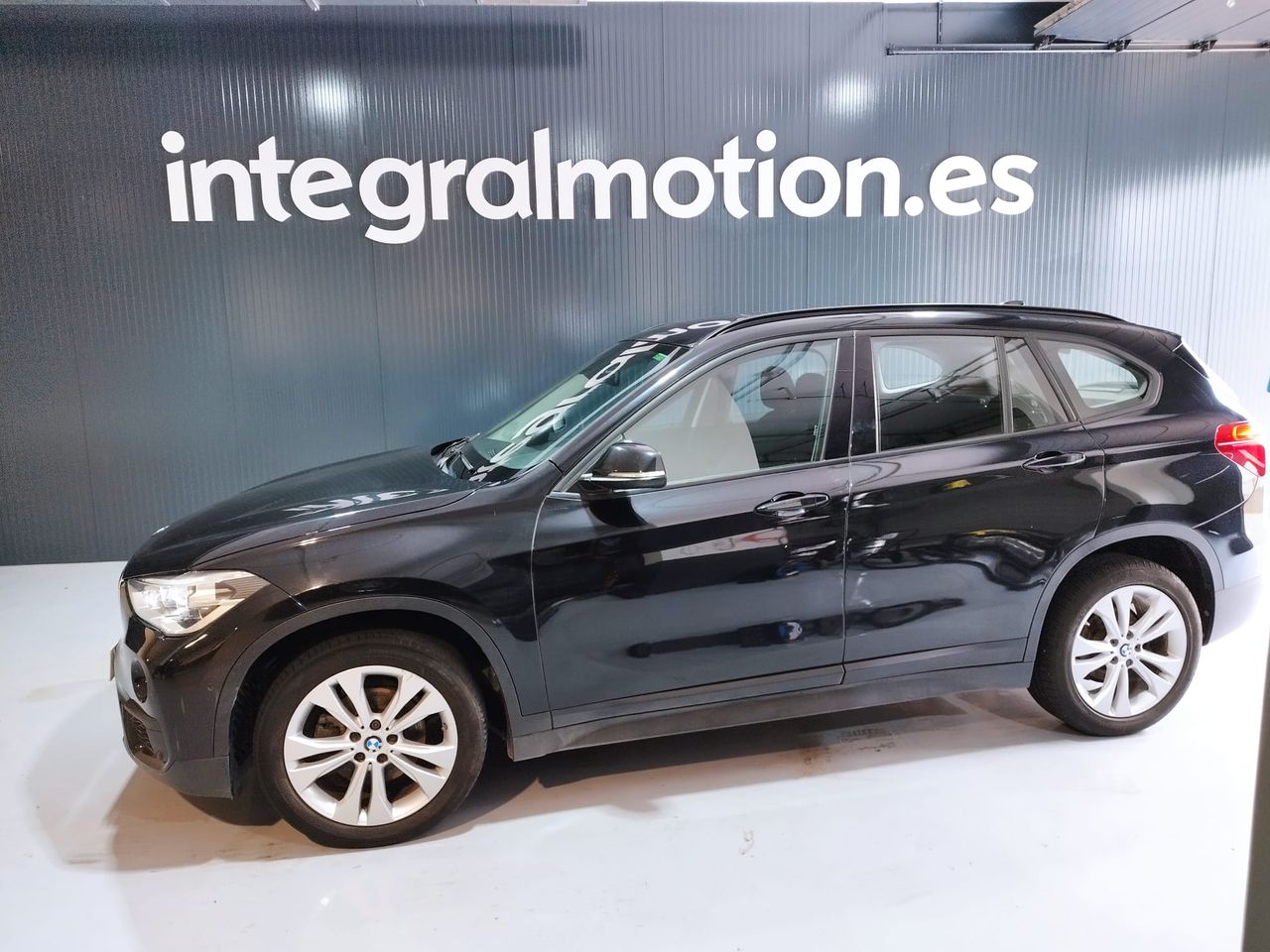 Mini one 2019 vehiculo seminuevo  de segunda mano - bmw x1 2019 /