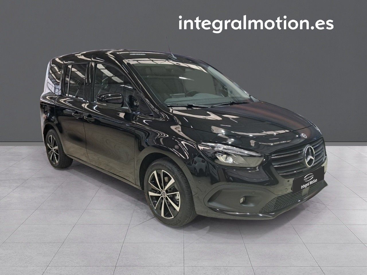 mercedes clase t 2025 / foto grande (3)