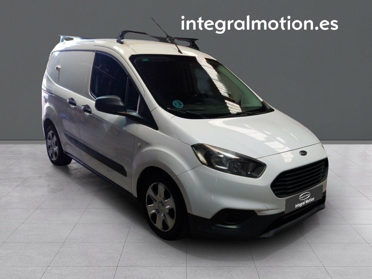 ford transit courier 2018 / foto grande (3)