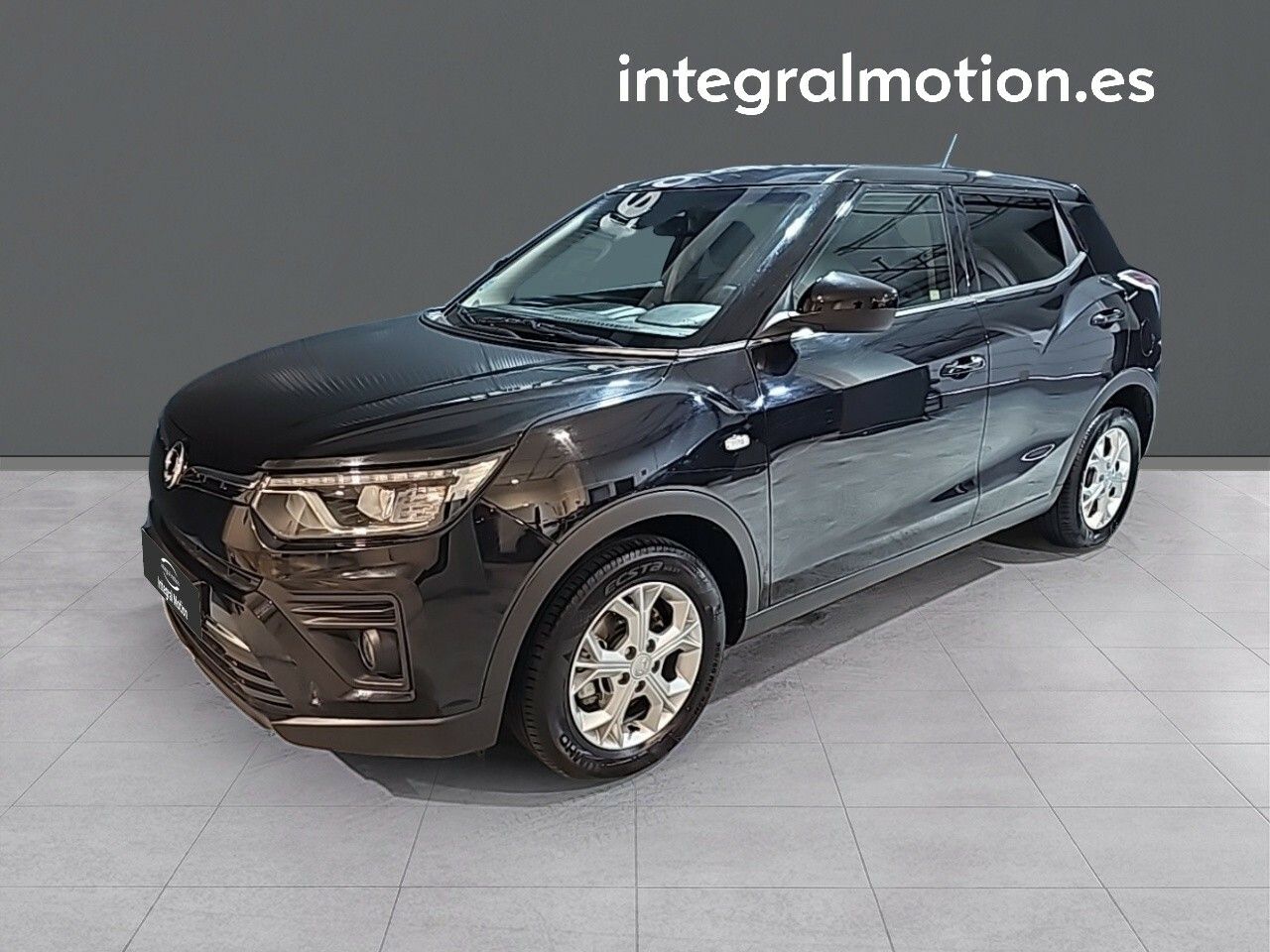 Nuestro  de segunda mano - ssangyong tivoli 2023 /